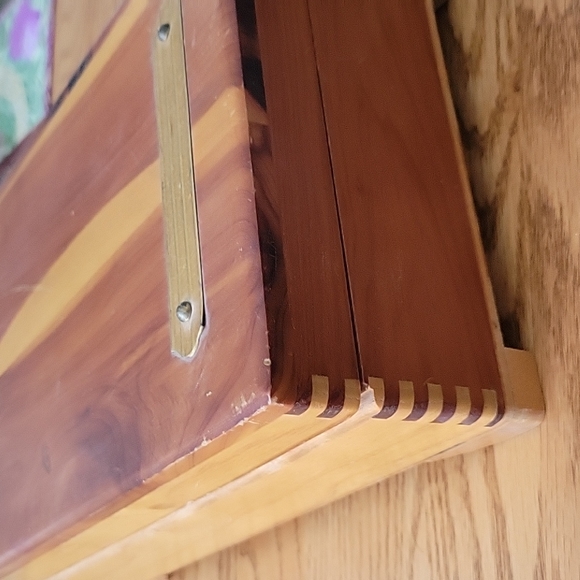 Wood Box - Picture 4 of 10